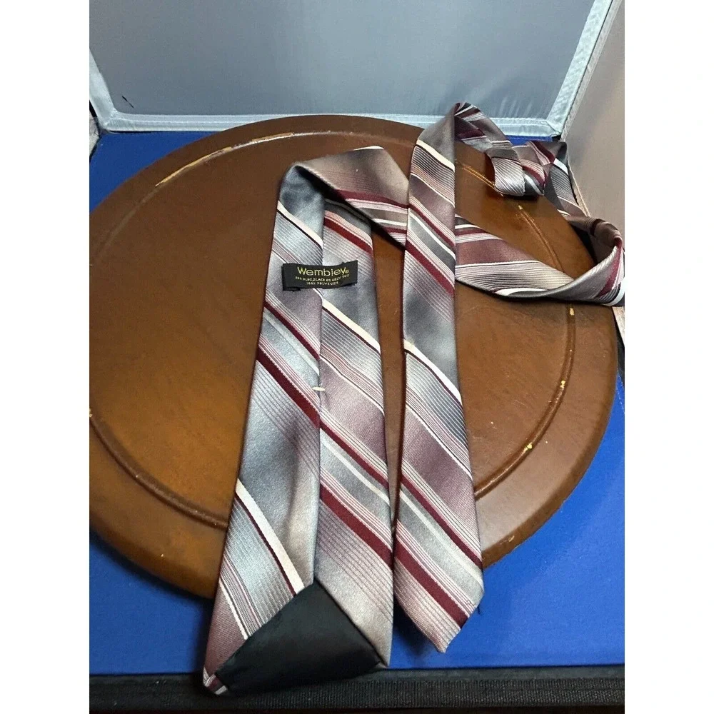 Wembley Men's Gray 100% Polyester Tie Striped Necktie‎